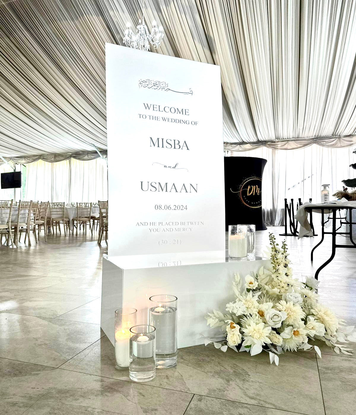 Welcome Display with Acrylic Stand and Candles